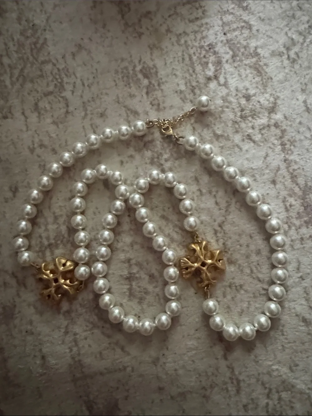 Tory Burch Long Classic Pearl Necklace with solid Kira t brass detail NEW $249
